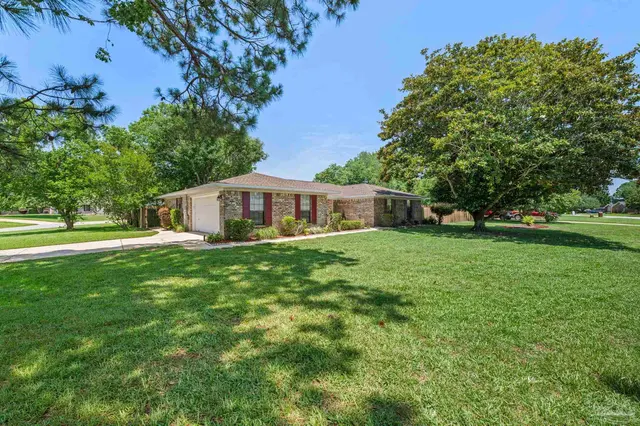 3900 Tiger Point Blvd property photo
