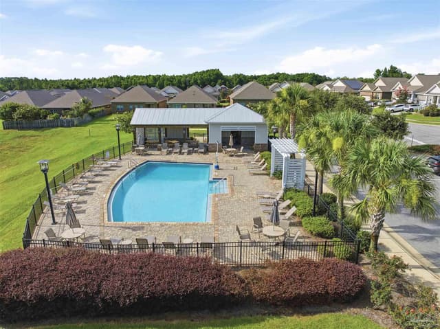 7624 Burnside Loop, Pensacola FL 32526 exterior