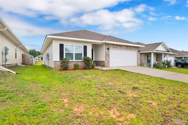 1641 Slate Dr, Cantonment FL 32533 exterior
