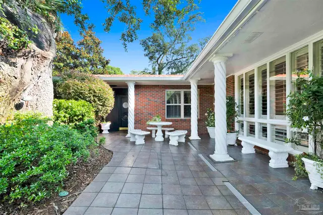 1415 Barcelona St property photo