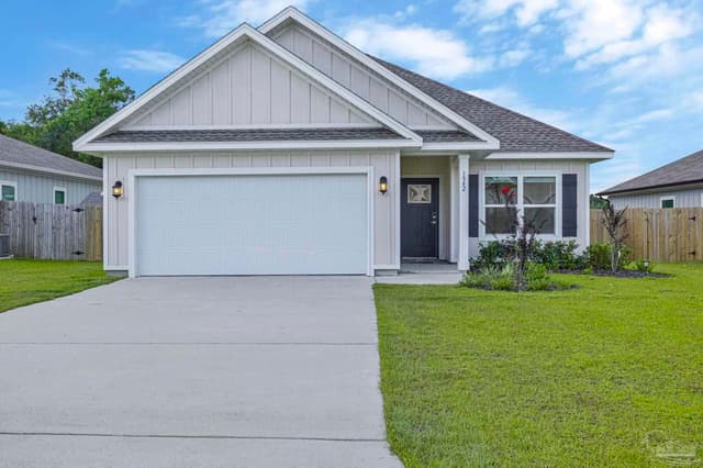 1942 Westhill Dr, Cantonment FL 32533 exterior