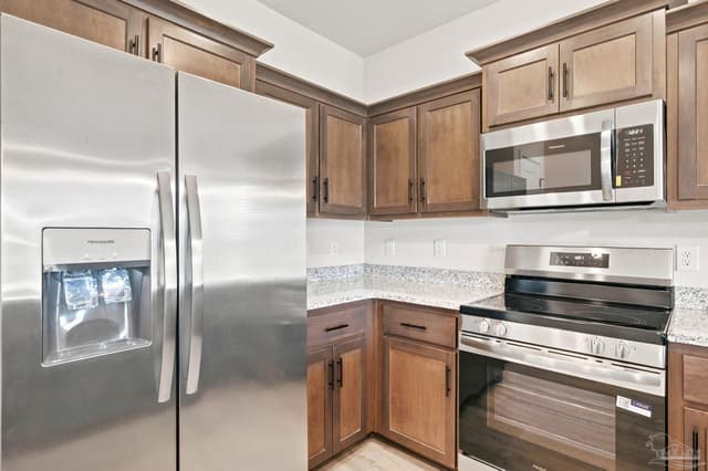 5530 Lexlee Blvd # 8A, Pensacola FL 32526 photo 8