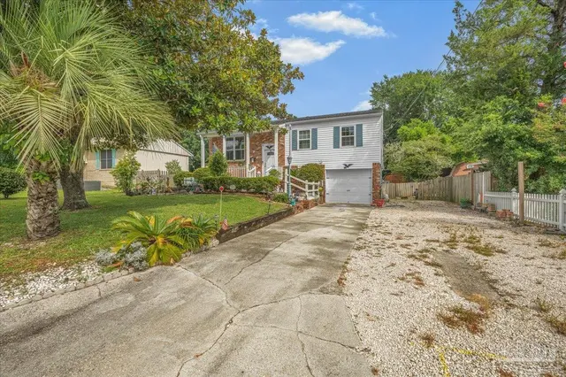 3310 Bluewater Dr property photo