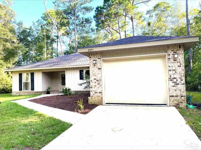 4571 Sunlight Cir property photo