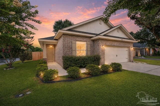 10533 Millbrook Dr, Cantonment FL 32534 exterior