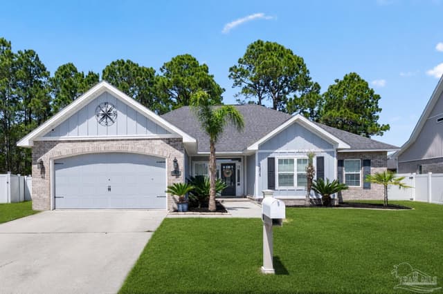 3205 Atlantic Wind Dr, Pensacola FL 32507 exterior