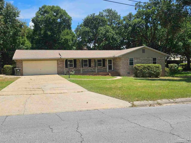 6700 White Oak Dr, Pensacola FL 32503 exterior