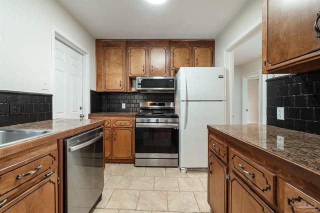 211 W Sunset Ave, Pensacola FL 32507 photo 17