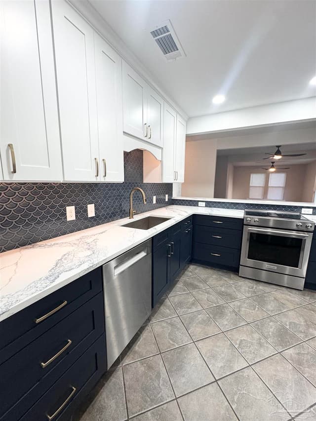 1650 N A St, Pensacola FL 32501 photo 13