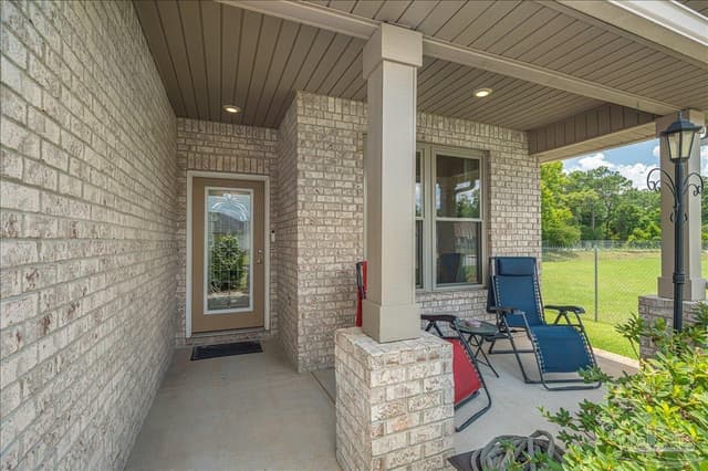6510 Covington Cir, Pensacola FL 32526 photo 5