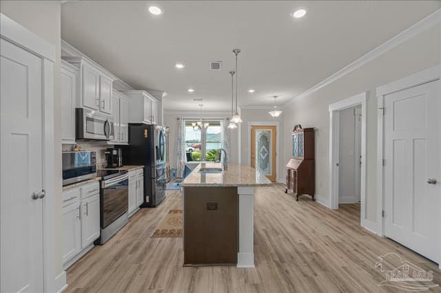 6510 Covington Cir, Pensacola FL 32526 photo 10