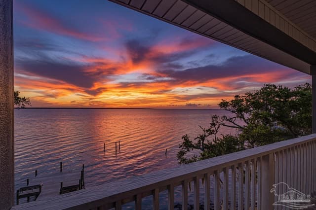 305 S Garcon Point Rd, Milton FL 32583 photo 5