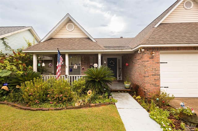 4200 Spanish Trail Pl, Pensacola FL 32504 exterior