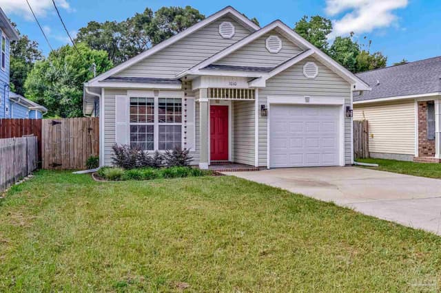 1010 E Scott St, Pensacola FL 32503 exterior