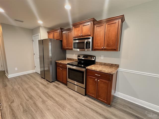 3889 Weatherstone Cir property photo
