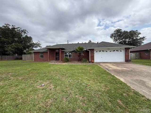 7901 Amethyst Dr, Pensacola FL 32506 exterior