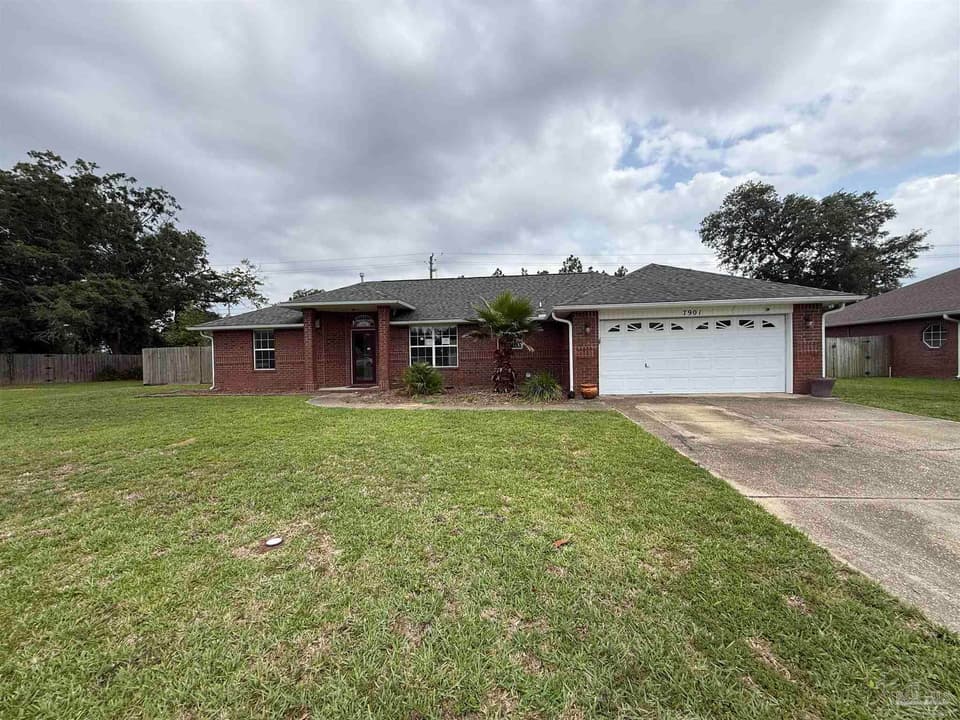 7901 Amethyst Dr, Pensacola FL 32506 photo 1
