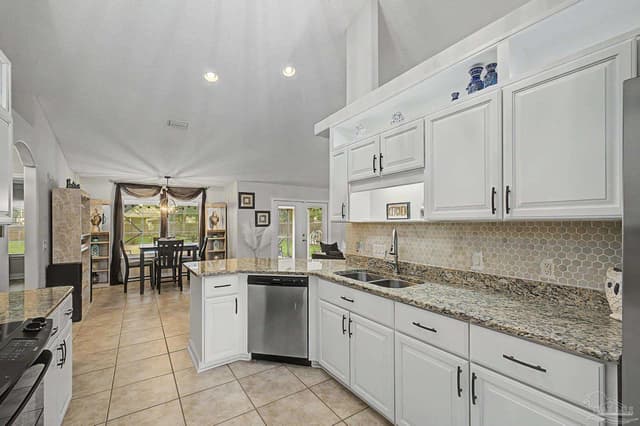 9088 Iron Gate Blvd, Milton FL 32570 photo 10
