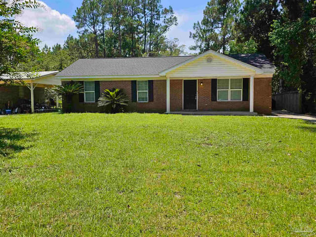 5811 Gazebo St, Milton FL 32583 exterior