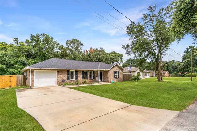 4866 Lamar Dr, Pace FL 32571 photo 3
