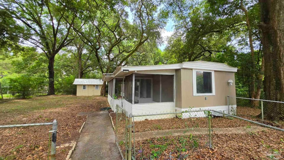 7840 Patterson St, Pensacola FL 32526 photo 1