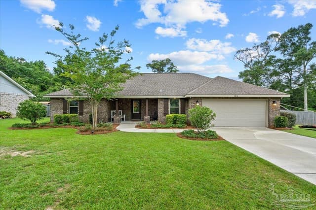 1016 Rachel Cir, Cantonment FL 32533 exterior
