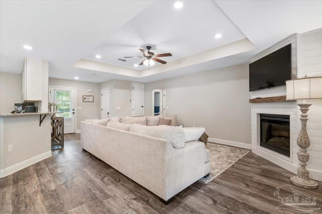 1016 Rachel Cir, Cantonment FL 32533 photo 8
