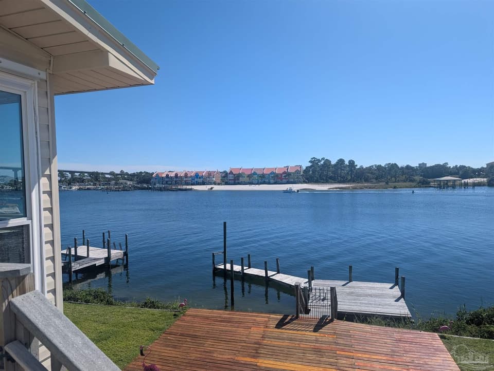 13711 Canal Dr, Pensacola FL 32507 photo 1