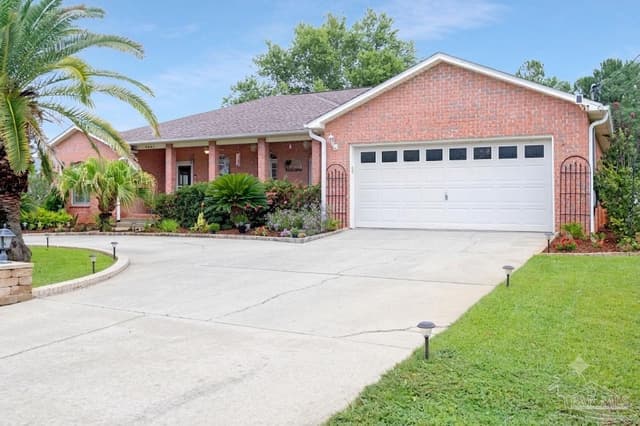 5662 Als Way, Milton FL 32583 photo 2