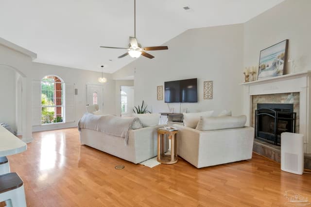 5662 Als Way, Milton FL 32583 photo 6