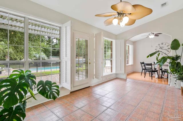 5662 Als Way property photo
