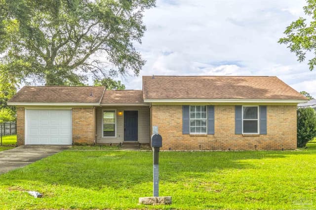 4886 Andrea Ln, Pace FL 32571 photo 2