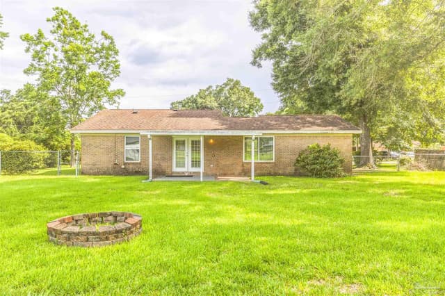 4886 Andrea Ln, Pace FL 32571 photo 11