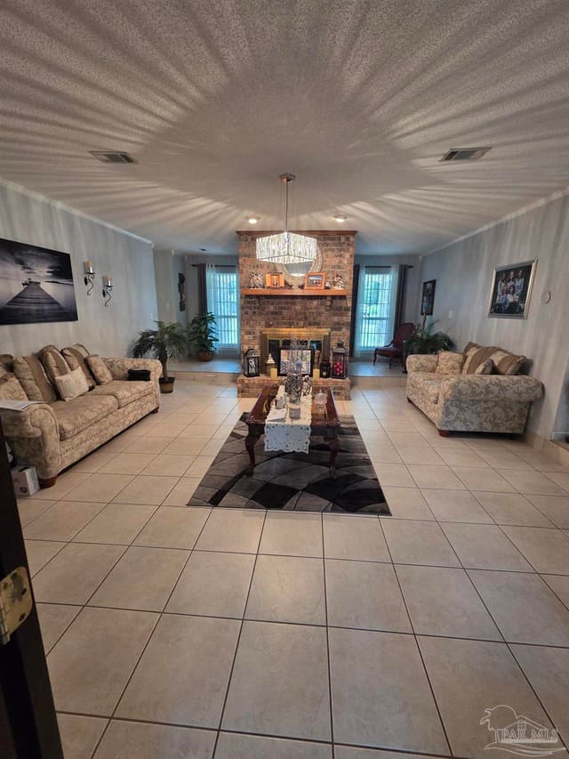 7201 Mier Henry Rd, Pensacola FL 32506 exterior