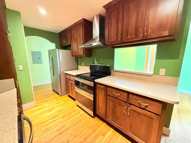 732 Woodmere Dr property photo