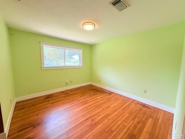 732 Woodmere Dr, Pensacola FL 32503 photo 8