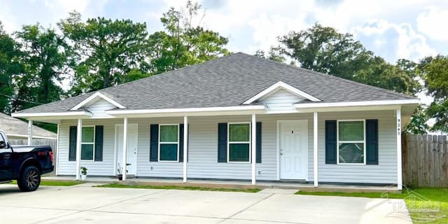 9241 Mabel St, Pensacola FL 32514 photo 2