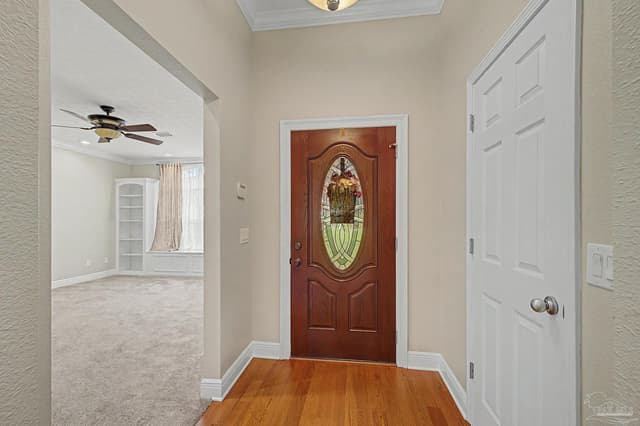 1593 Hunters Creek Cir, Cantonment FL 32533 photo 4
