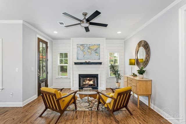 1445 Cross St property photo
