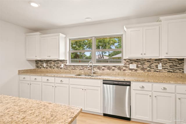 6009 Parsonage Cir, Milton FL 32570 photo 18