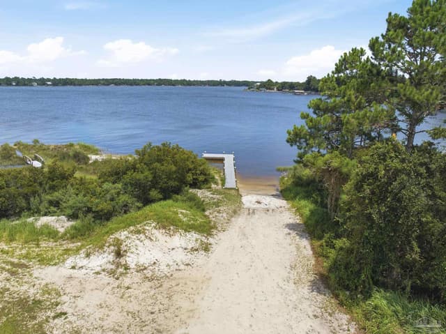 3144 Calle De Cortez, Navarre FL 32566 photo 5