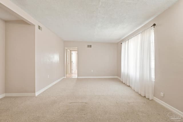 6517 Robin Ave property photo