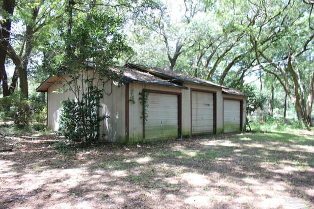 6691 Wonderlake Rd property photo