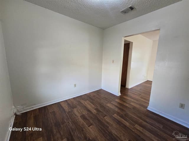 600 W Hernandez St, Pensacola FL 32501 photo 6