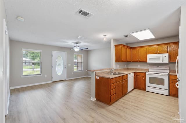 7224 Putter Lane, Milton FL 32570 photo 11