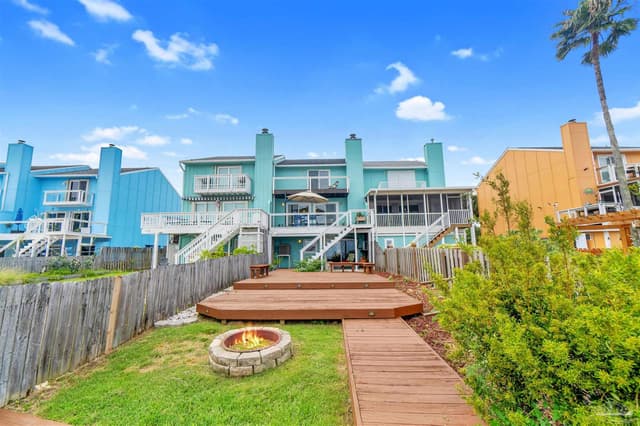 3238 Quietwater Ln property photo