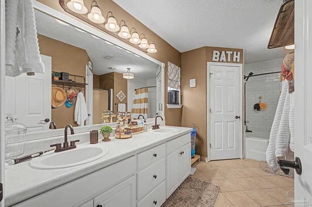 1347 Connemara Cir, Gulf Breeze FL 32563 photo 14