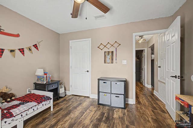 1347 Connemara Cir, Gulf Breeze FL 32563 photo 31