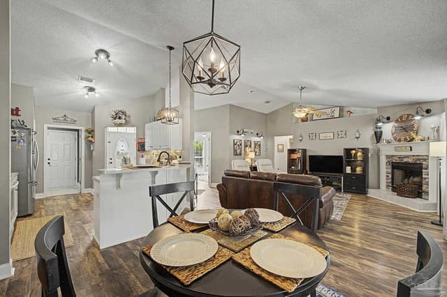 1347 Connemara Cir, Gulf Breeze FL 32563 photo 25