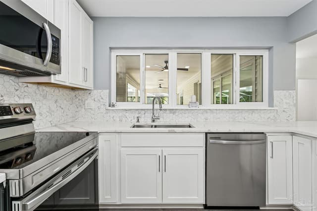 3049 Creekwood Dr, Cantonment FL 32533 photo 14